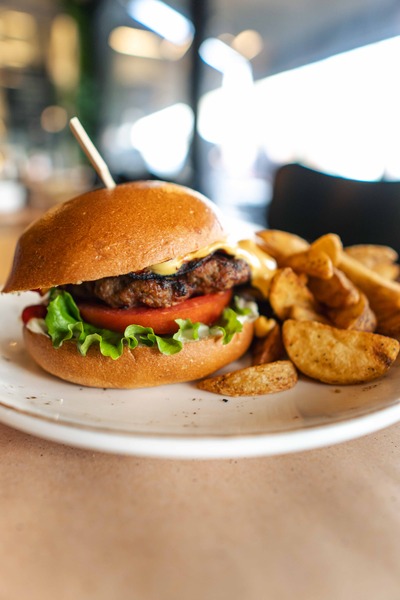 Burger με Μπιφτέκι Λαχανικών