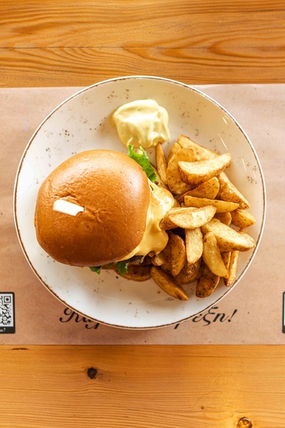 Burger με Αυγό